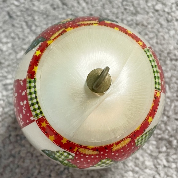 Vintage Christmas Ornament Silk Ball Santa Special Friends Make Christmas - Picture 5 of 6